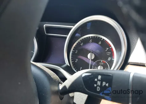 2015 Mercedes-Benz Ml 350 4Matic z USA, uszkodzony, nr VIN 4JGDA5HBXFA486817